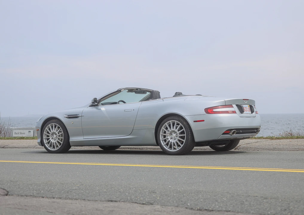 2009 Aston Martin DB9 - Image 17 of 31