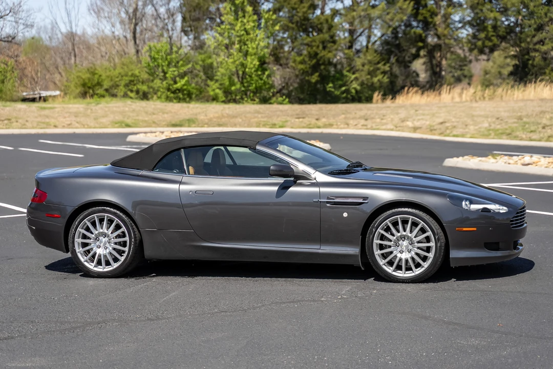 2009 Aston Martin DB9 - Image 19 of 31