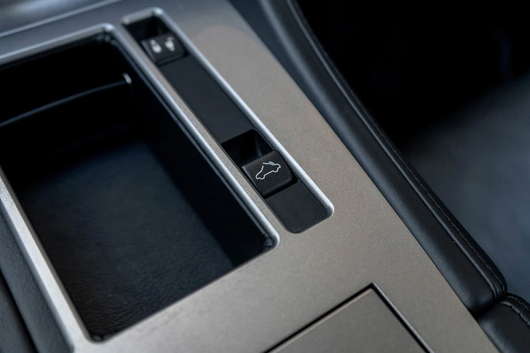 2009 Aston Martin DB9 - Image 20 of 31