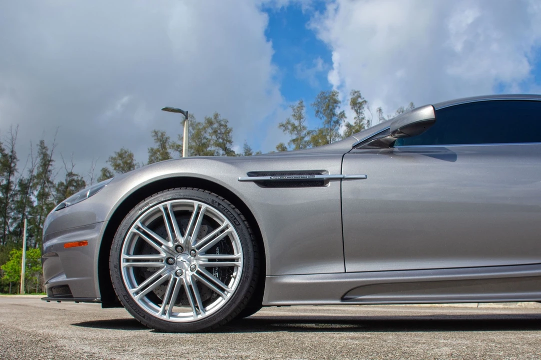 2009 Aston Martin DBS (2008-2012) - Image 11 of 16