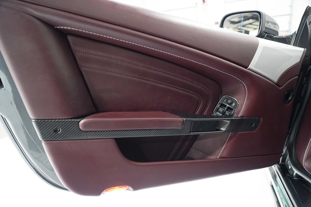 2009 Aston Martin DBS (2008-2012) - Image 19 of 31