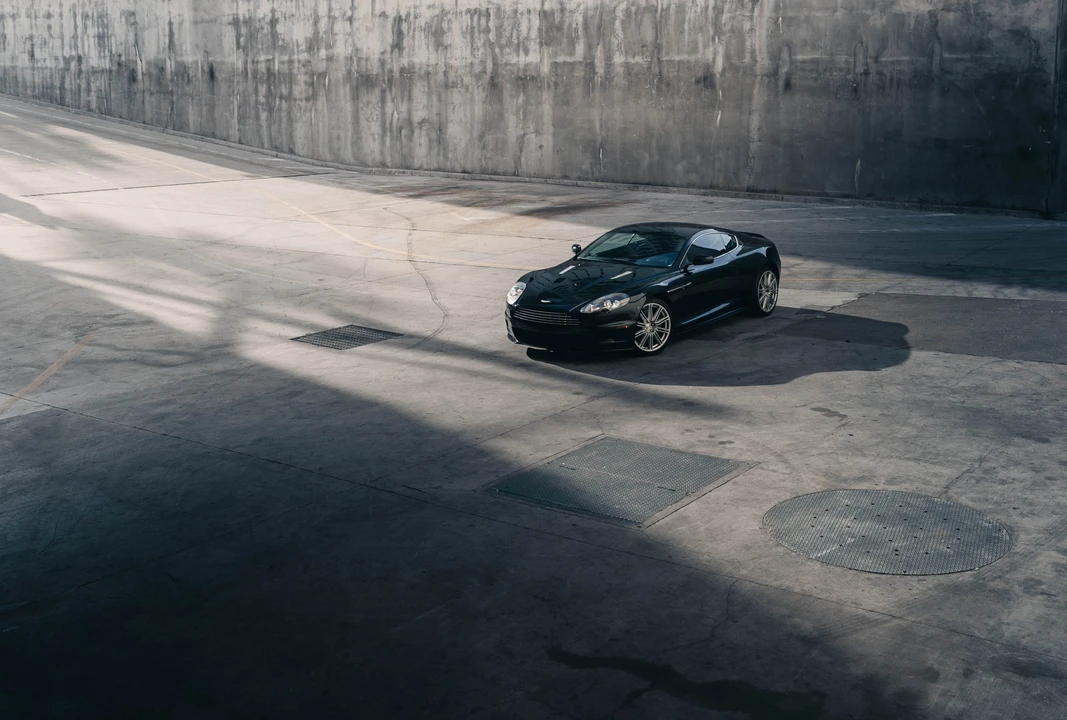 2009 Aston Martin DBS (2008-2012) - Image 2 of 31