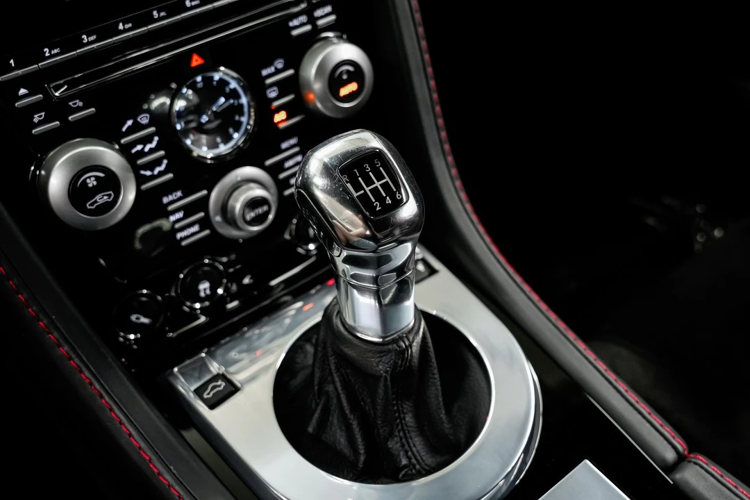 2009 Aston Martin DBS (2008-2012) - Image 15 of 31