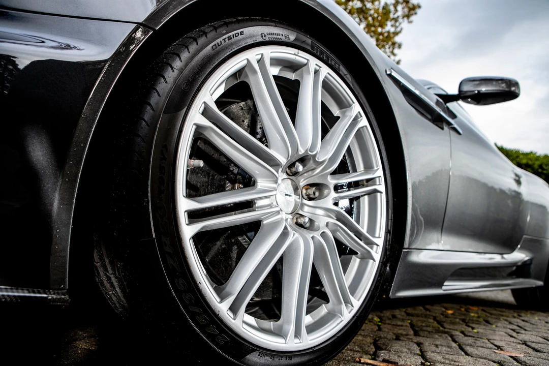 2009 Aston Martin DBS (2008-2012) - Image 12 of 31