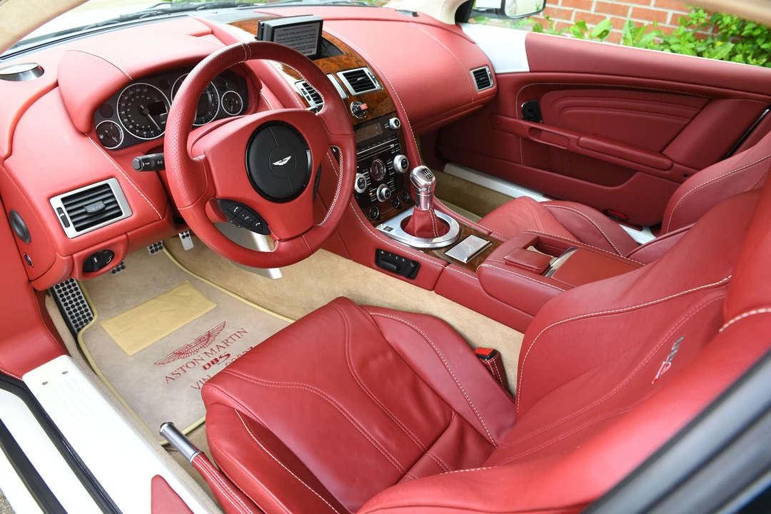 2009 Aston Martin DBS (2008-2012) - Image 15 of 31