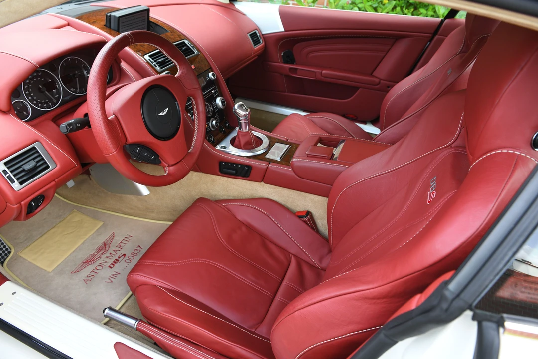 2009 Aston Martin DBS (2008-2012) - Image 14 of 31