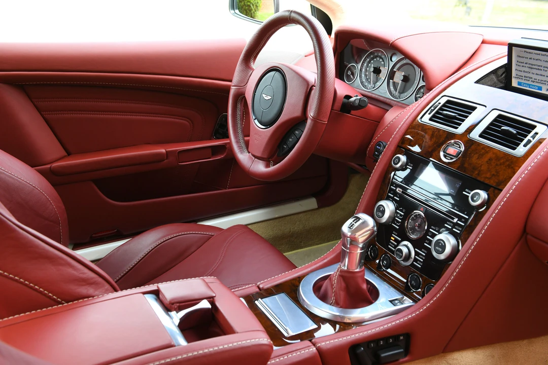 2009 Aston Martin DBS (2008-2012) - Image 23 of 31