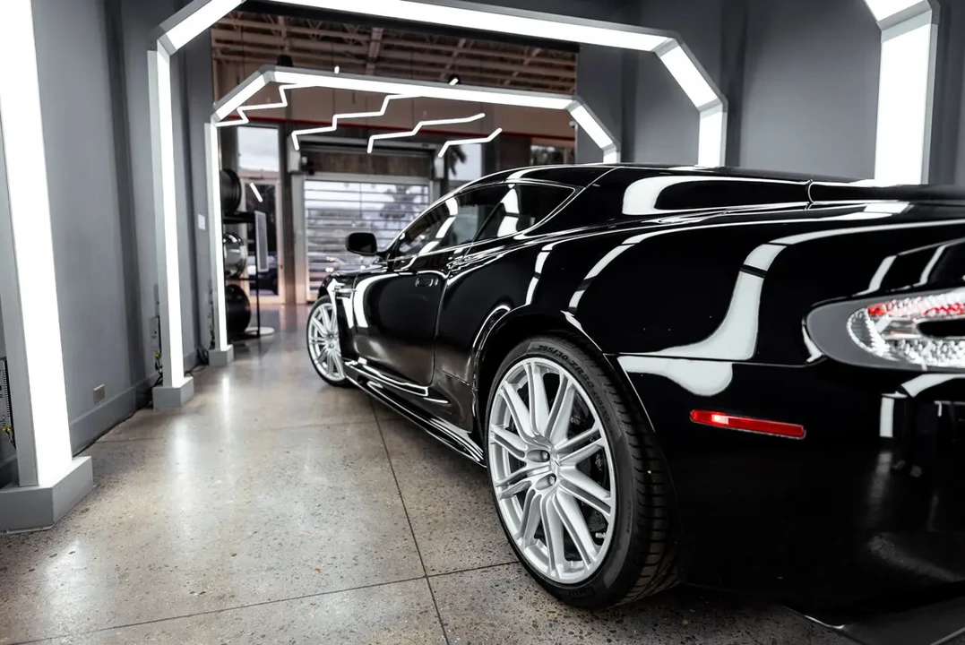 2009 Aston Martin DBS (2008-2012) - Image 11 of 31