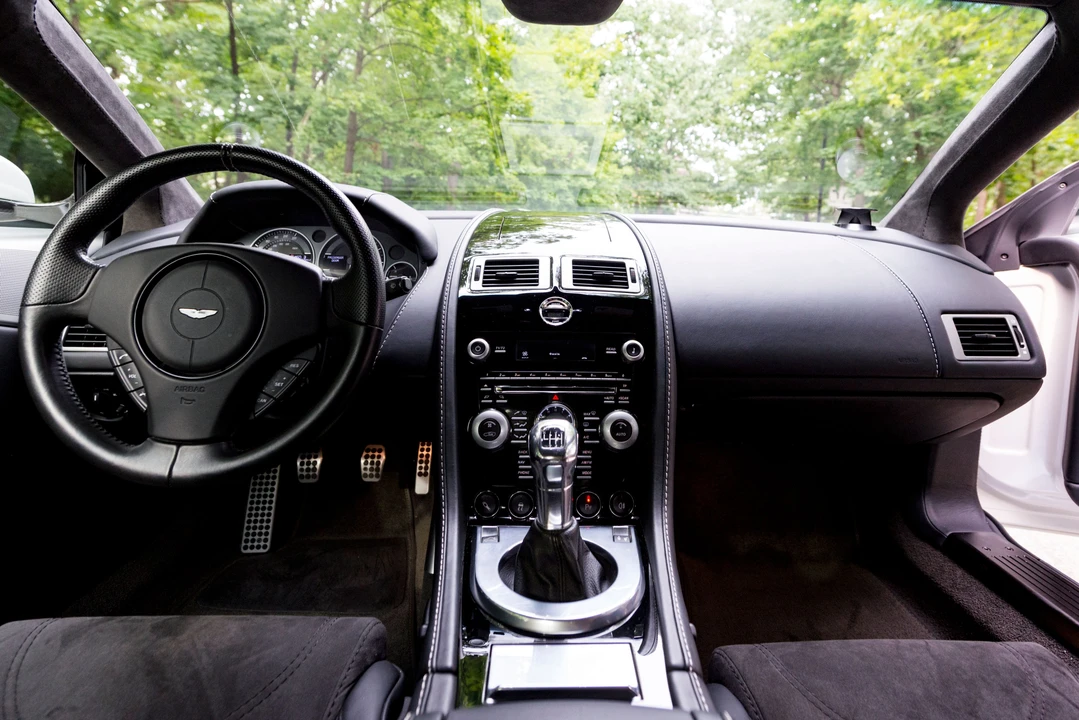 2009 Aston Martin DBS (2008-2012) - Image 22 of 31
