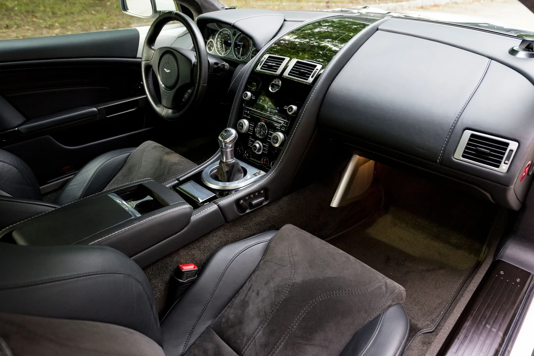 2009 Aston Martin DBS (2008-2012) - Image 27 of 31