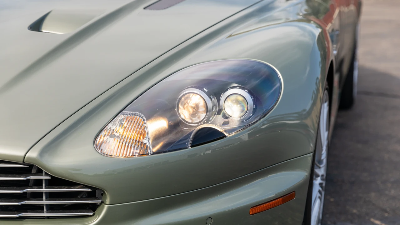 2009 Aston Martin DBS (2008-2012) - Image 13 of 31