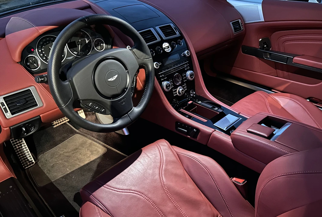 2009 Aston Martin DBS (2008-2012) - Image 15 of 31