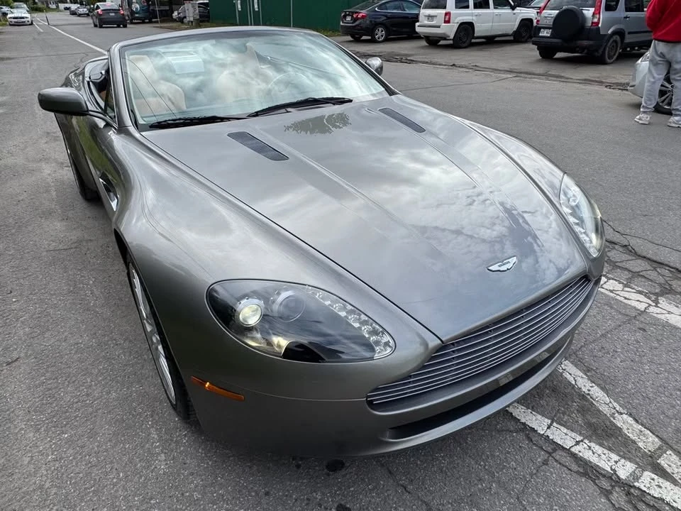 2009 Aston Martin Vantage - Image 16 of 20