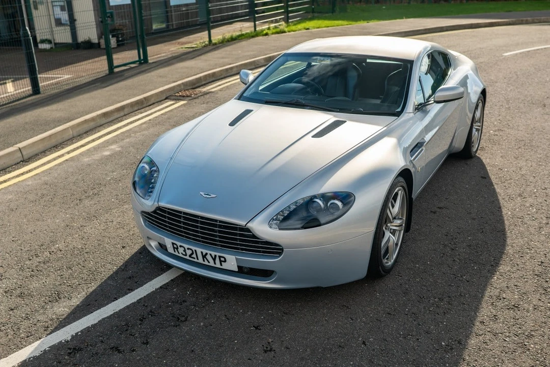 2009 Aston Martin V8 Vantage (2006-2017) - Image 24 of 30