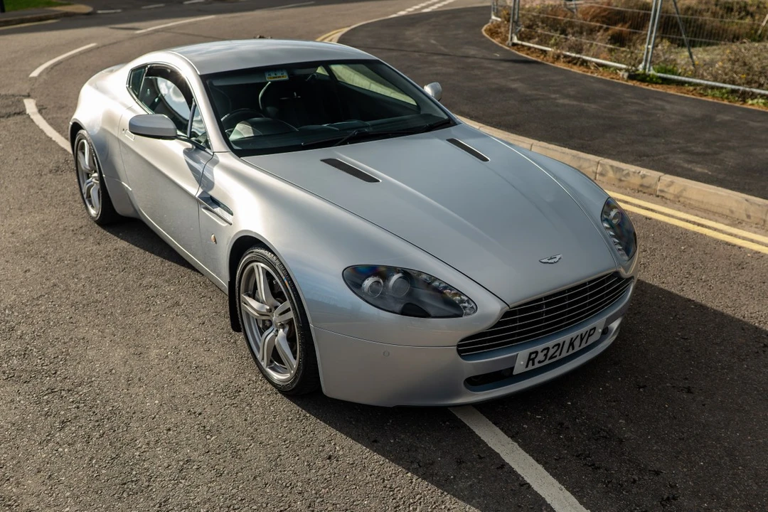 2009 Aston Martin V8 Vantage (2006-2017) - Image 2 of 30