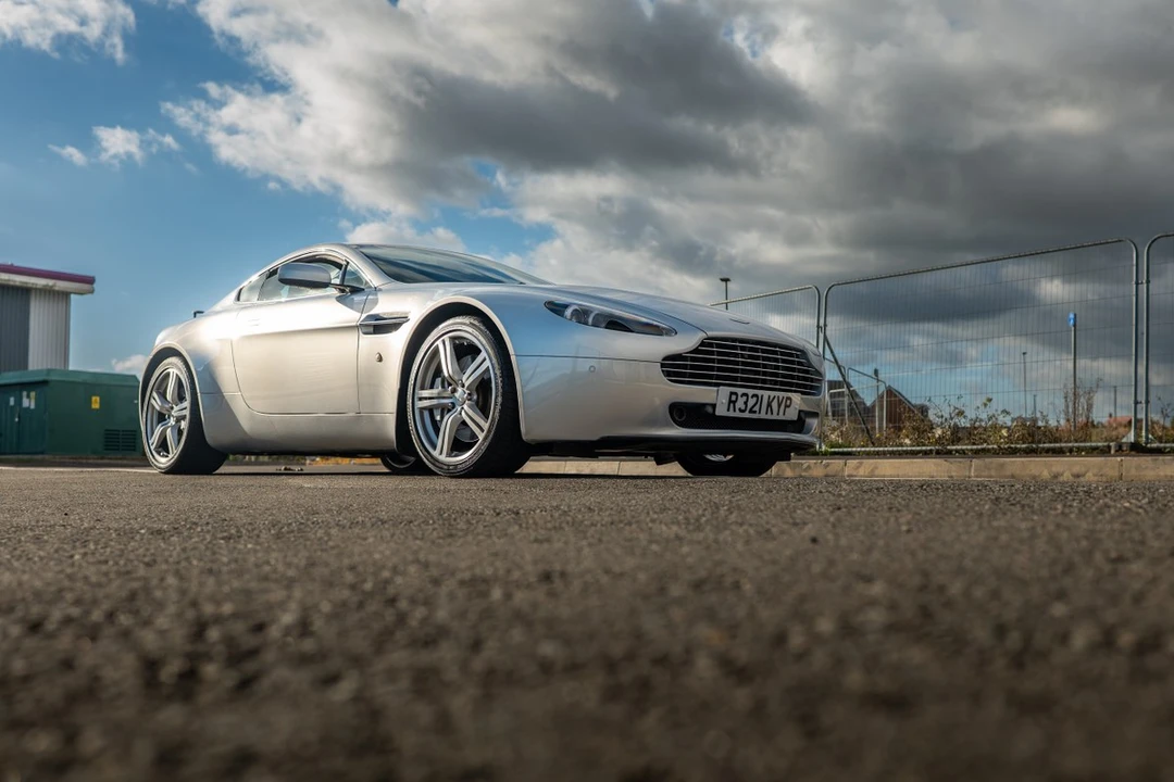 2009 Aston Martin V8 Vantage (2006-2017) - Image 28 of 30