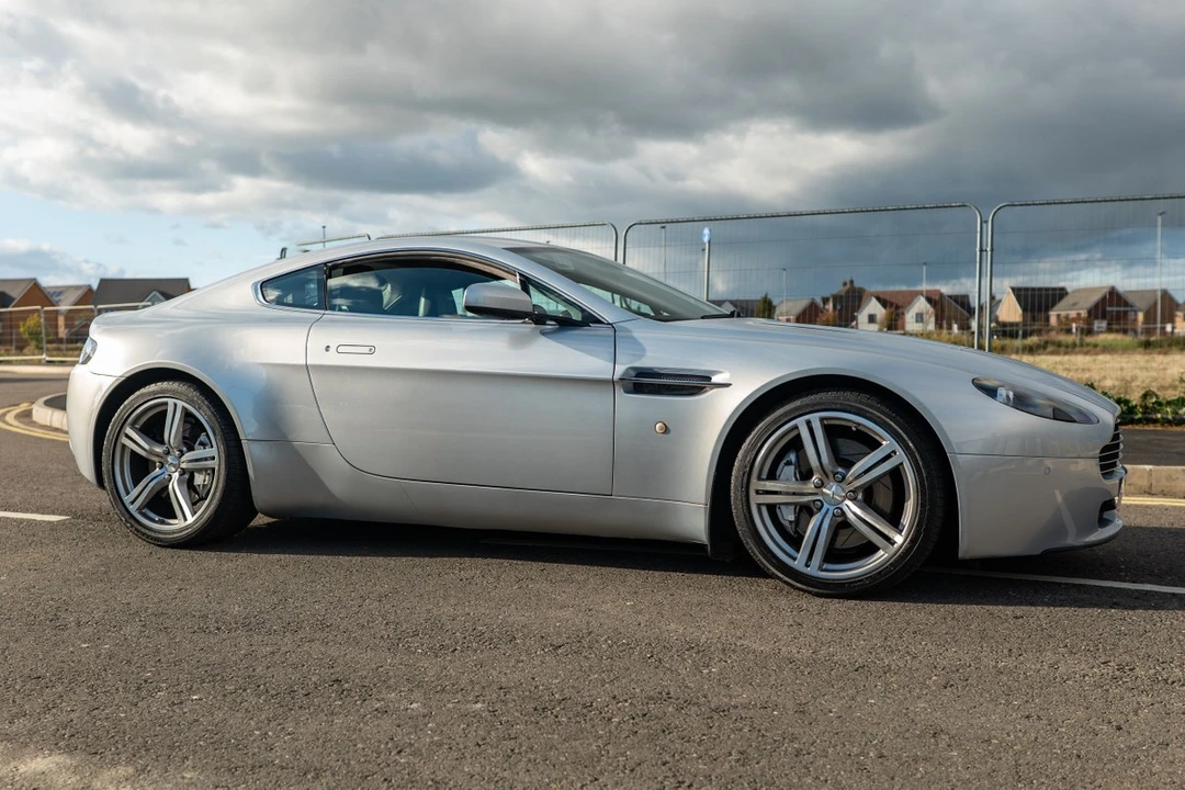 2009 Aston Martin V8 Vantage (2006-2017) - Image 18 of 30