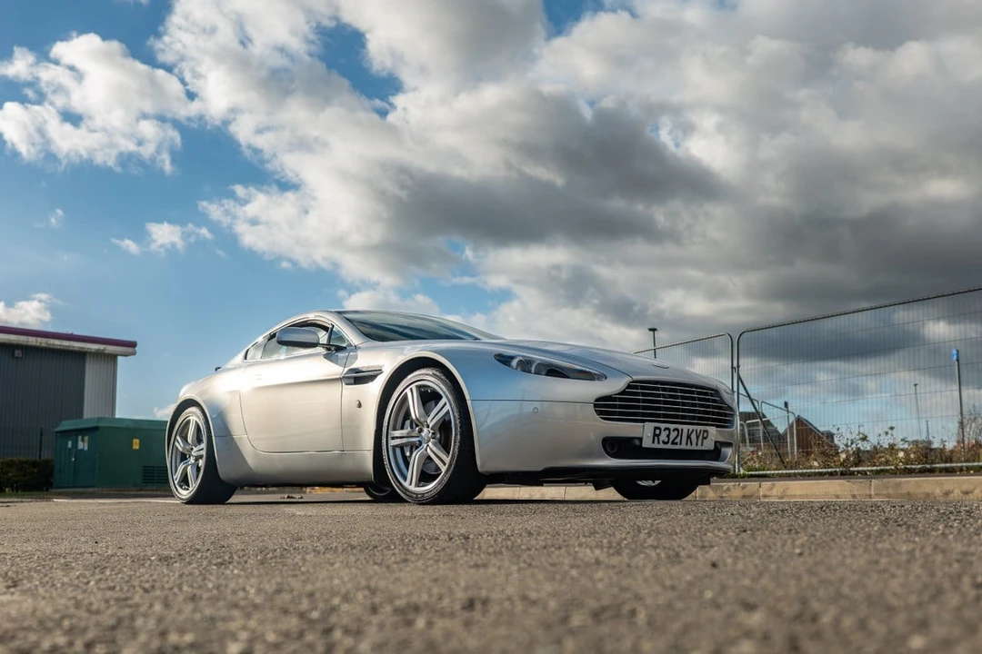 2009 Aston Martin V8 Vantage (2006-2017) - Image 29 of 30