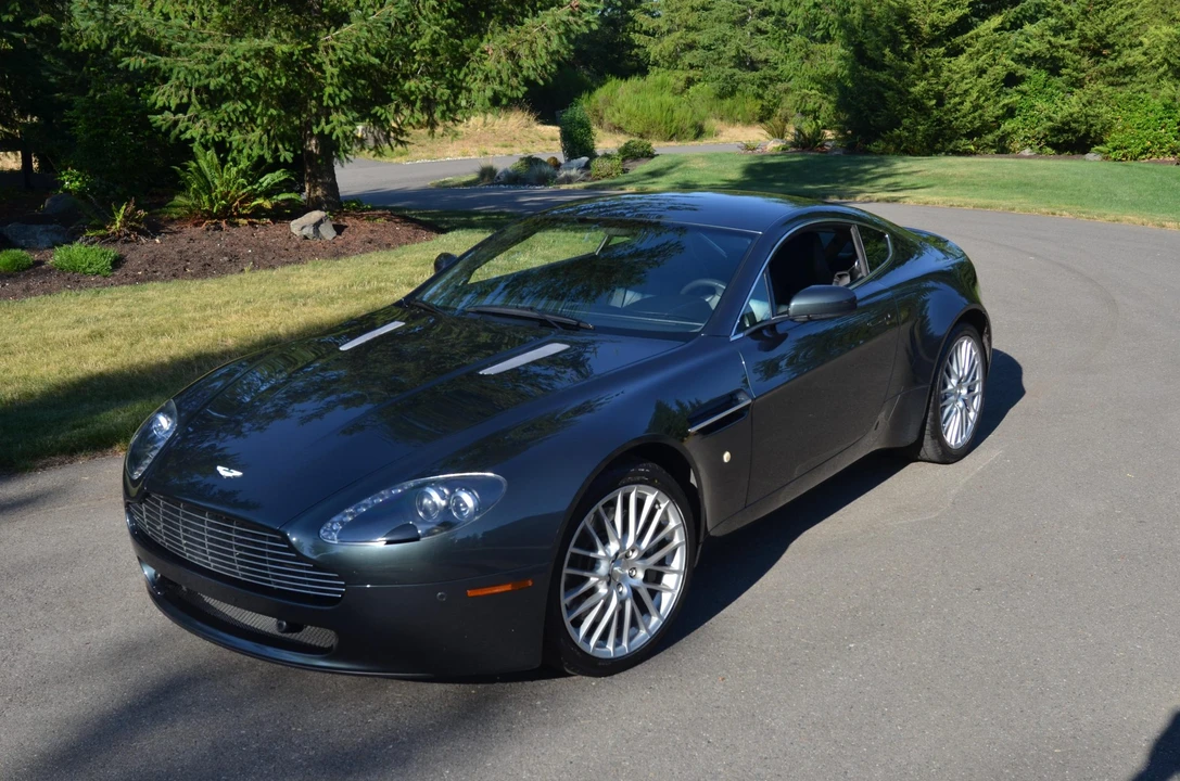 2009 Aston Martin V8 Vantage (2006-2017) - Image 2 of 31