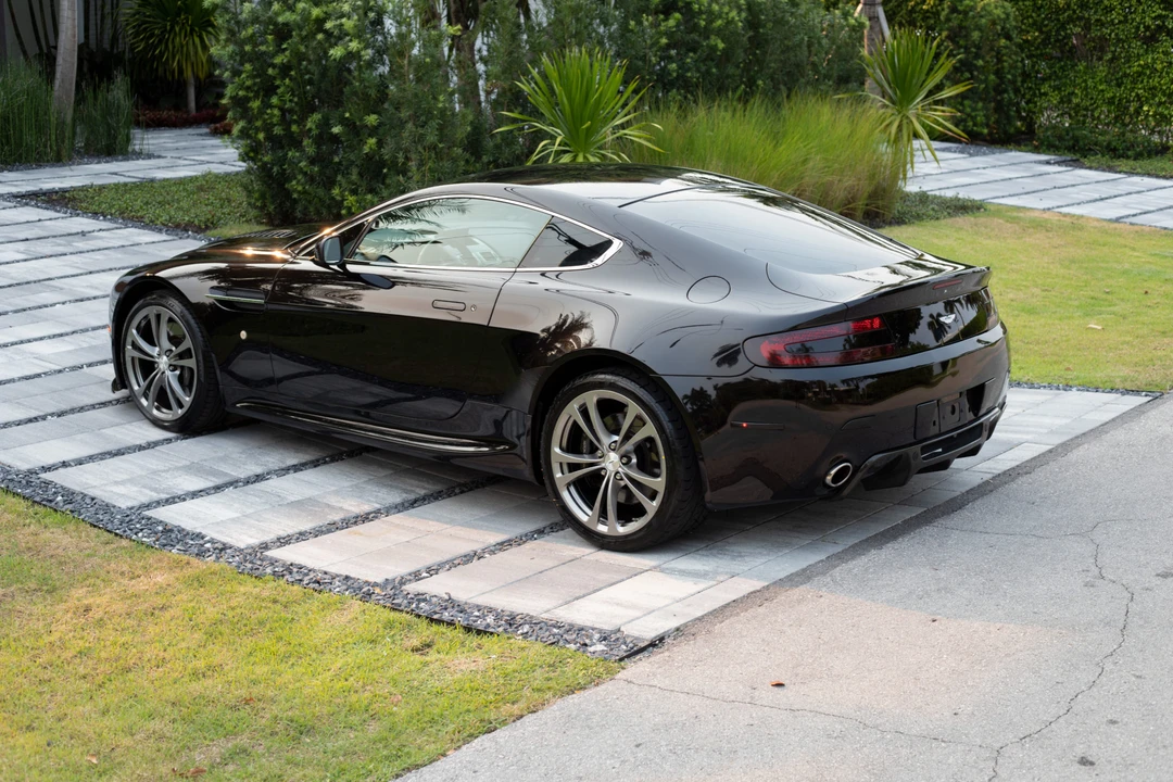 2009 Aston Martin V8 Vantage (2006-2017) - Image 8 of 31