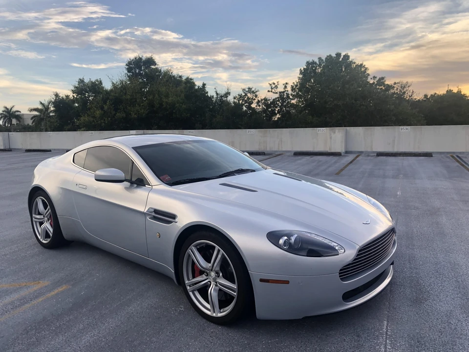 2009 Aston Martin V8 Vantage (2006-2017) - Image 14 of 31