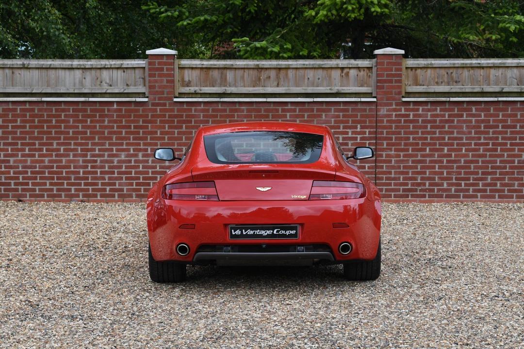 2009 Aston Martin V8 Vantage (2006-2017) - Image 5 of 21