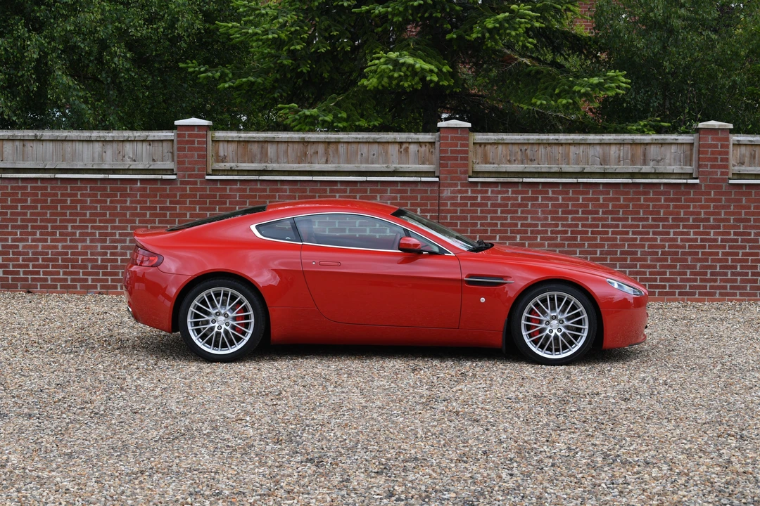 2009 Aston Martin V8 Vantage (2006-2017) - Image 3 of 21