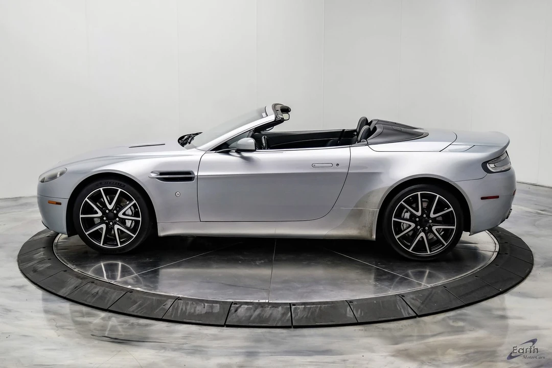 2009 Aston Martin V8 Vantage (2006-2017) - Image 9 of 21