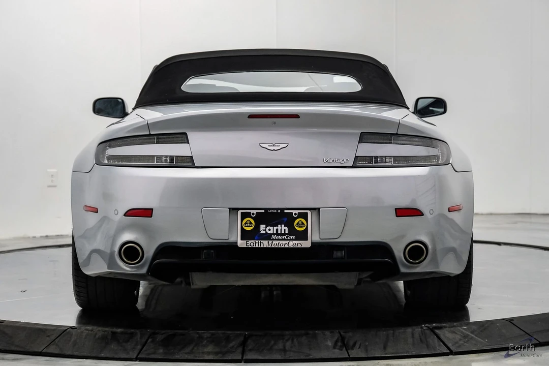 2009 Aston Martin V8 Vantage (2006-2017) - Image 17 of 21