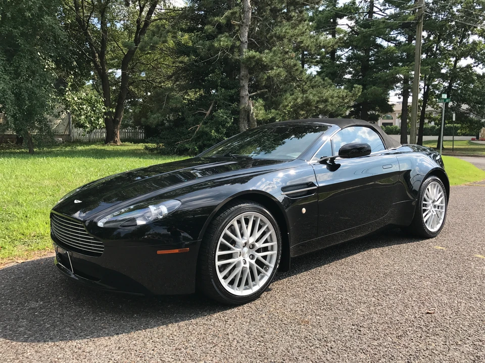 2009 Aston Martin V8 Vantage (2006-2017) - Image 11 of 31