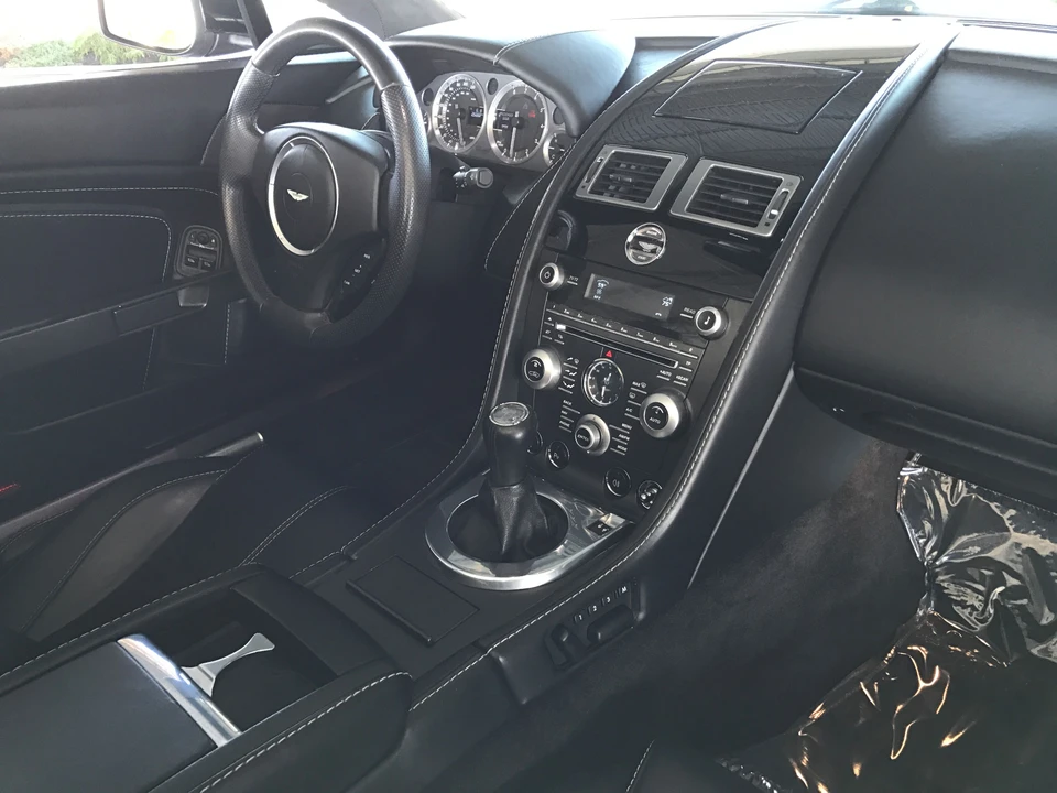 2009 Aston Martin V8 Vantage (2006-2017) - Image 30 of 31