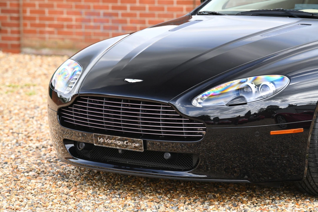 2009 Aston Martin V8 Vantage (2006-2017) - Image 13 of 31