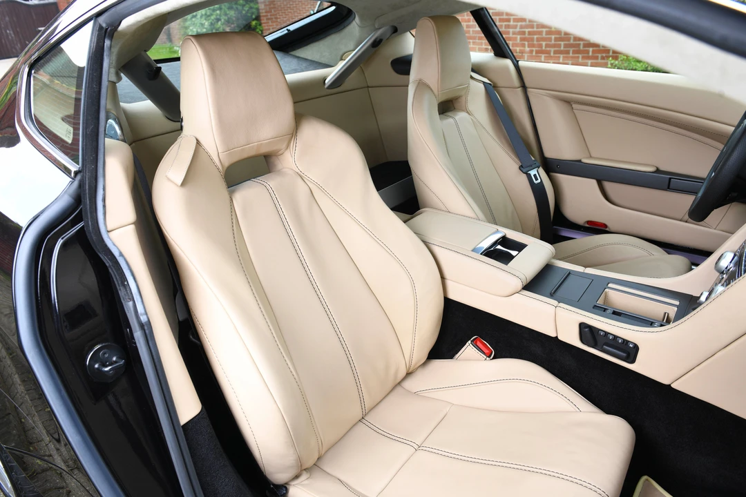 2009 Aston Martin V8 Vantage (2006-2017) - Image 17 of 31