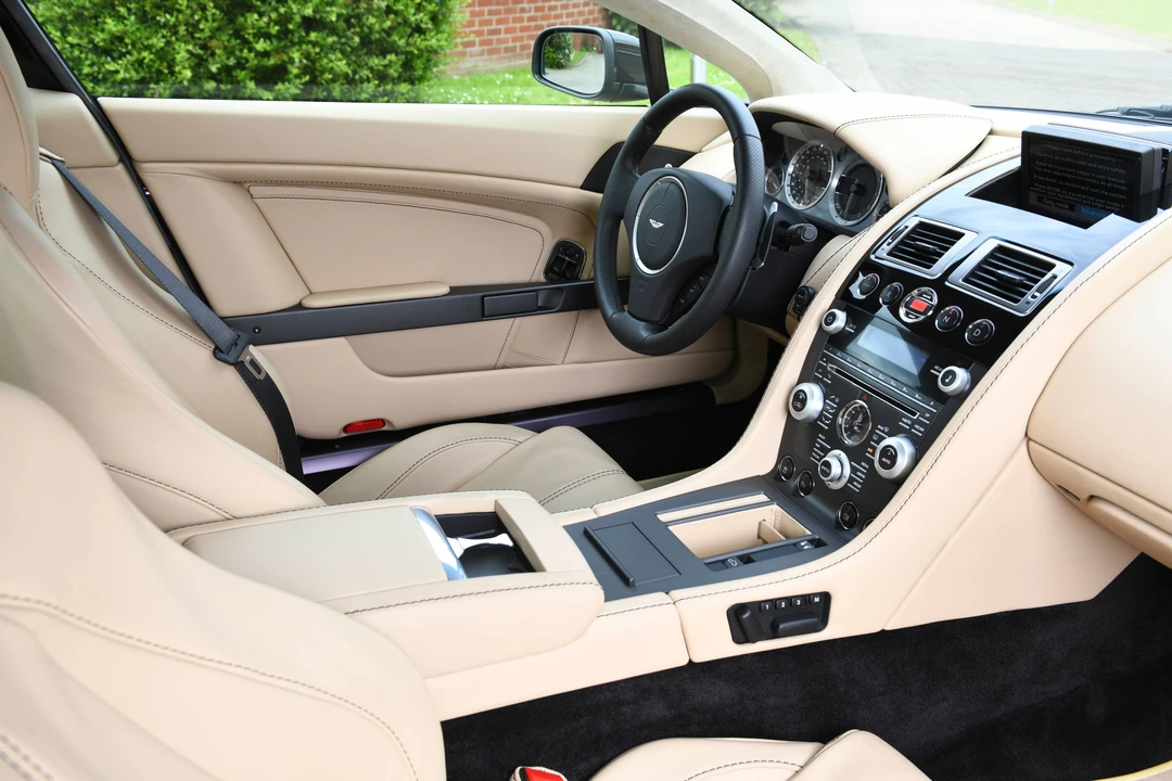 2009 Aston Martin V8 Vantage (2006-2017) - Image 21 of 31