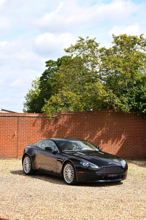 2009 Aston Martin V8 Vantage (2006-2017) - Image 2 of 31
