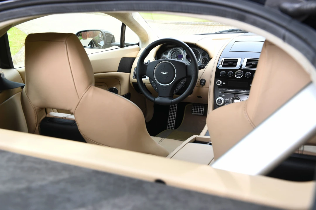 2009 Aston Martin V8 Vantage (2006-2017) - Image 28 of 31