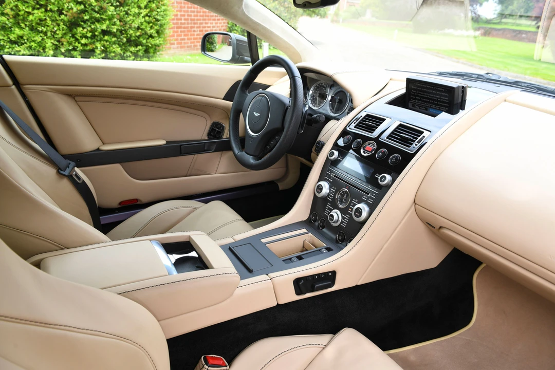 2009 Aston Martin V8 Vantage (2006-2017) - Image 22 of 31