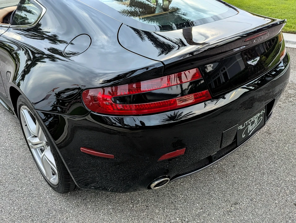 2009 Aston Martin V8 Vantage (2006-2017) - Image 31 of 31