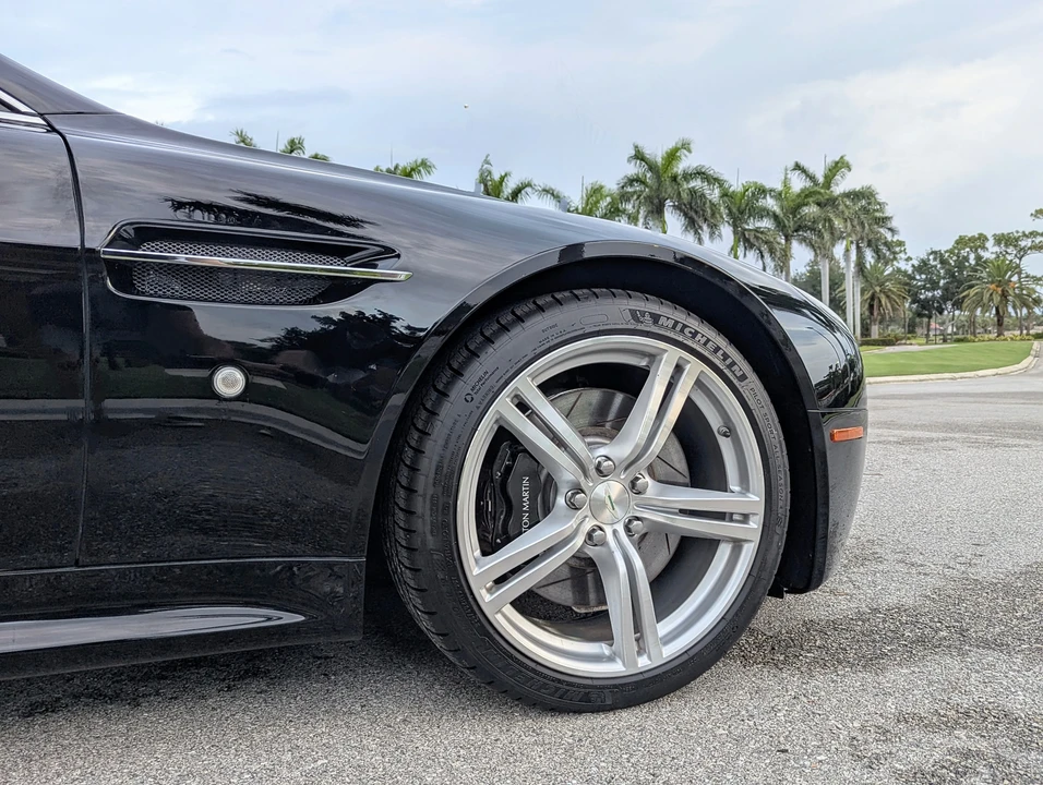 2009 Aston Martin V8 Vantage (2006-2017) - Image 20 of 31