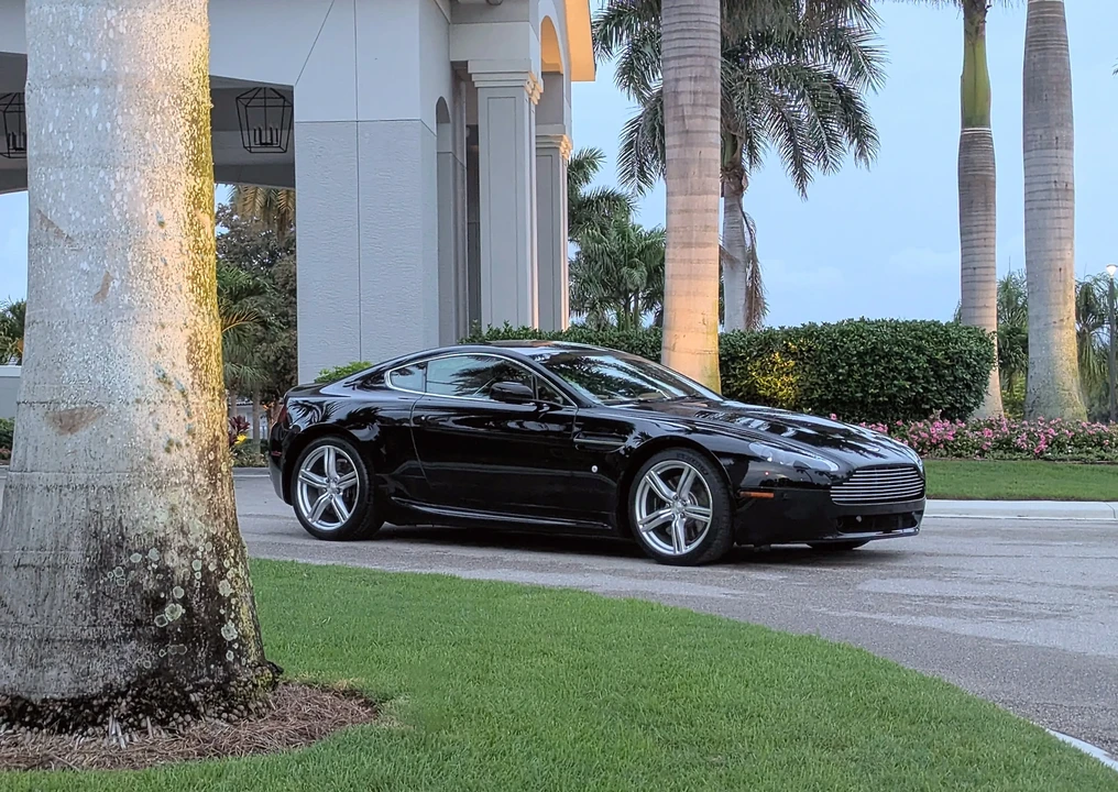 2009 Aston Martin V8 Vantage (2006-2017) - Image 12 of 31