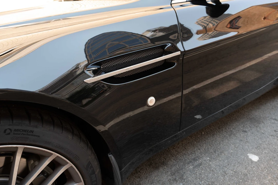 2009 Aston Martin V8 Vantage (2006-2017) - Image 29 of 31