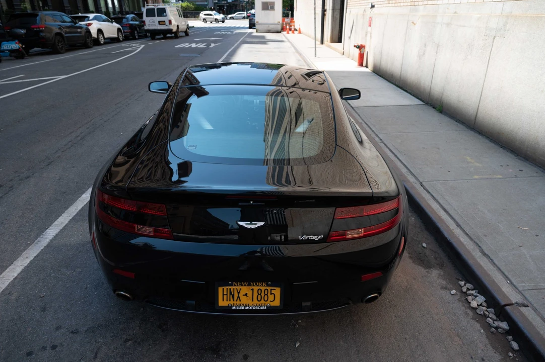 2009 Aston Martin V8 Vantage (2006-2017) - Image 13 of 31