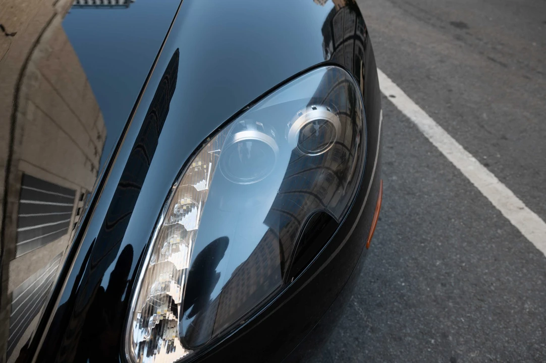 2009 Aston Martin V8 Vantage (2006-2017) - Image 26 of 31