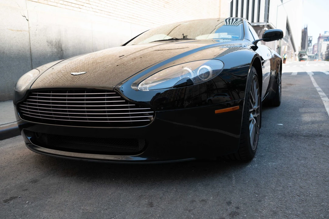 2009 Aston Martin V8 Vantage (2006-2017) - Image 7 of 31