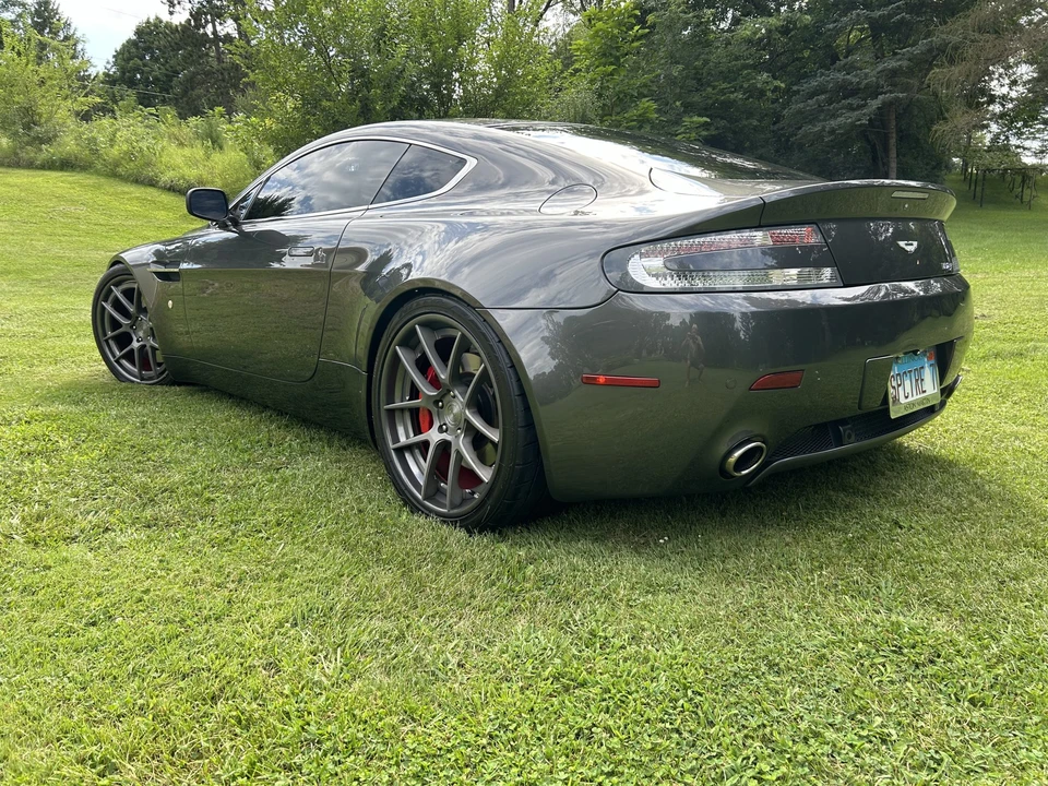 2009 Aston Martin V8 Vantage (2006-2017) - Image 14 of 31