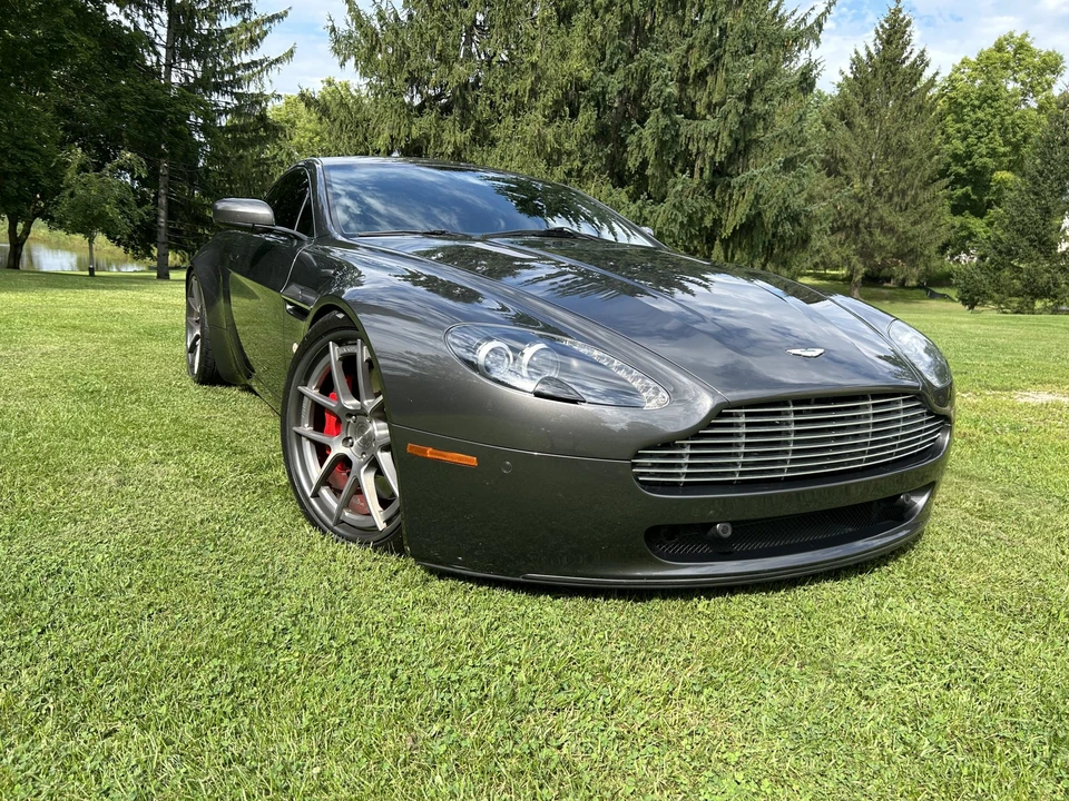 2009 Aston Martin V8 Vantage (2006-2017) - Image 6 of 31