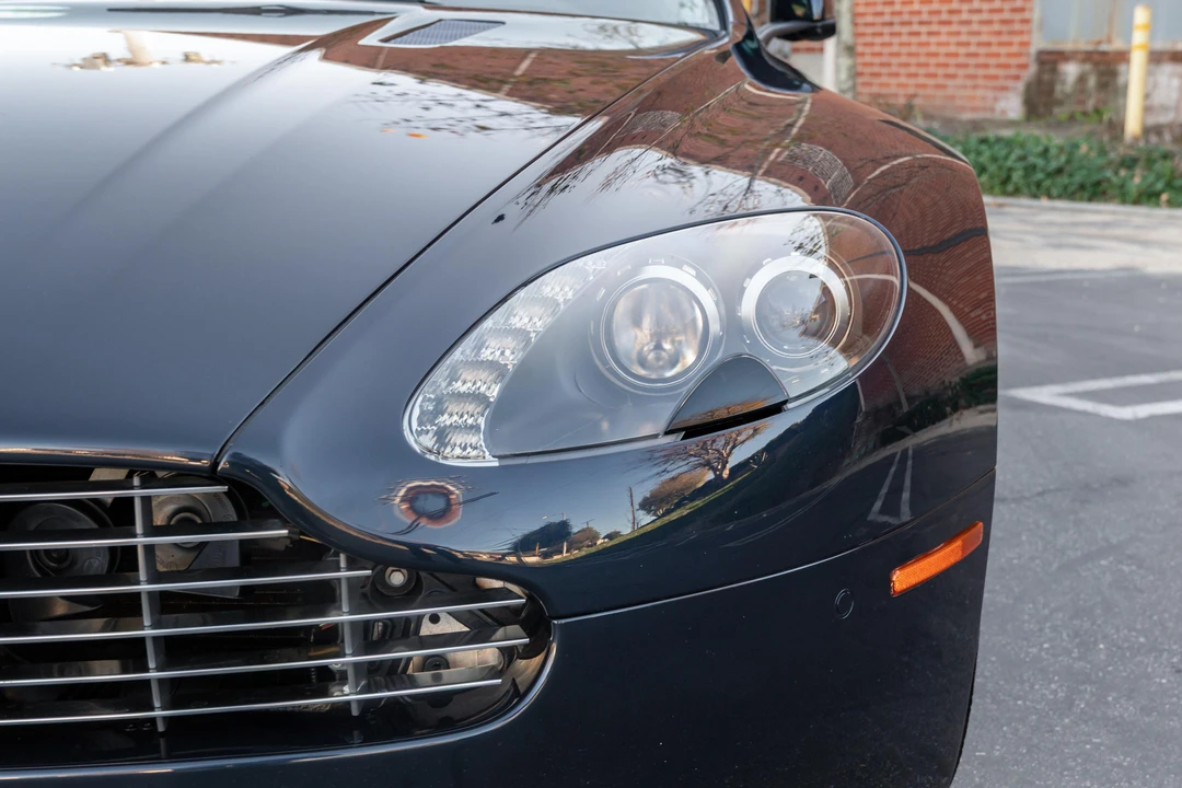2009 Aston Martin V8 Vantage (2006-2017) - Image 12 of 31