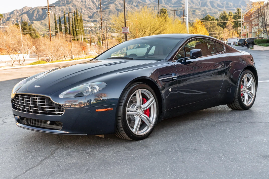 2009 Aston Martin V8 Vantage (2006-2017) - Image 7 of 31
