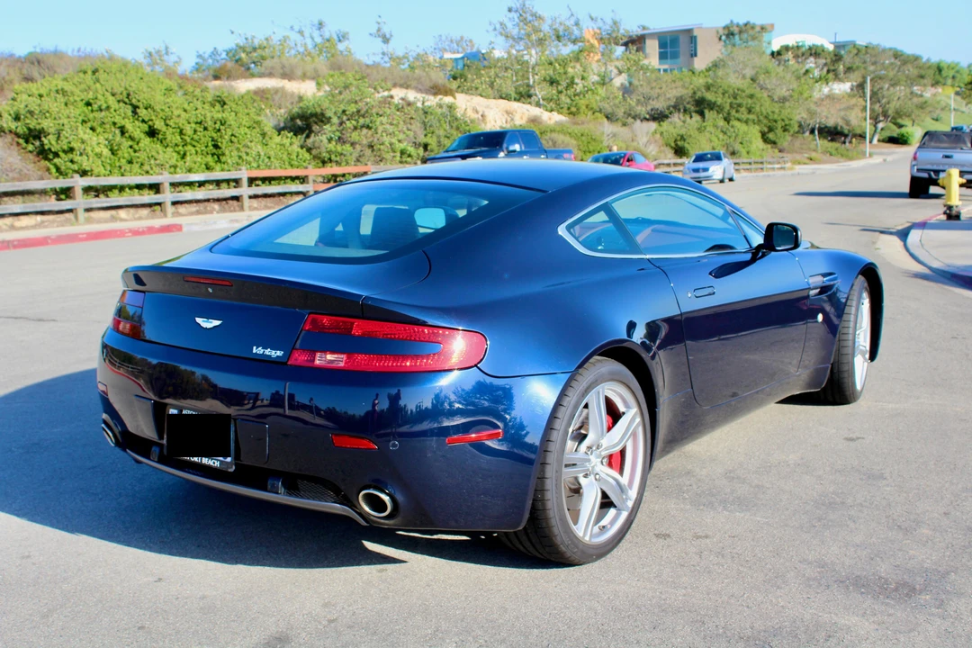 2009 Aston Martin V8 Vantage (2006-2017) - Image 14 of 21