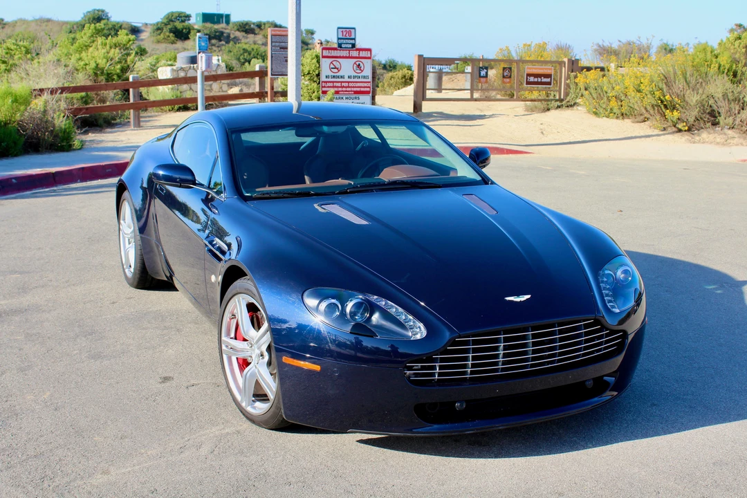 2009 Aston Martin V8 Vantage (2006-2017) - Image 15 of 21